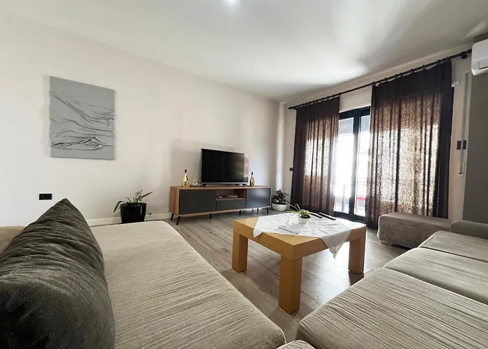 B2 Apartman Tirana
